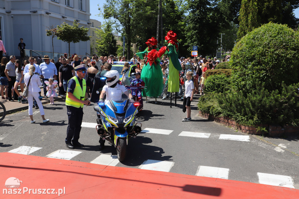 Dni Pruszcza Gdańskiego - parada i przekazanie kluczy