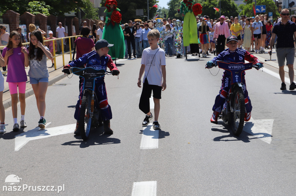Dni Pruszcza Gdańskiego - parada i przekazanie kluczy