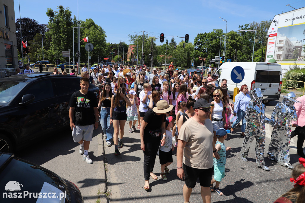 Dni Pruszcza Gdańskiego - parada i przekazanie kluczy