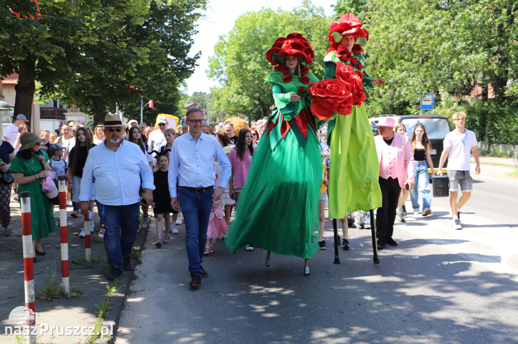Dni Pruszcza Gdańskiego - parada i przekazanie kluczy