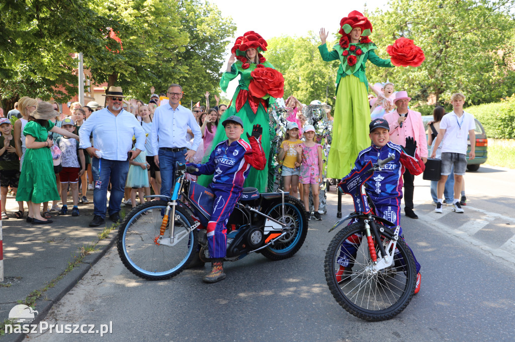 Dni Pruszcza Gdańskiego - parada i przekazanie kluczy