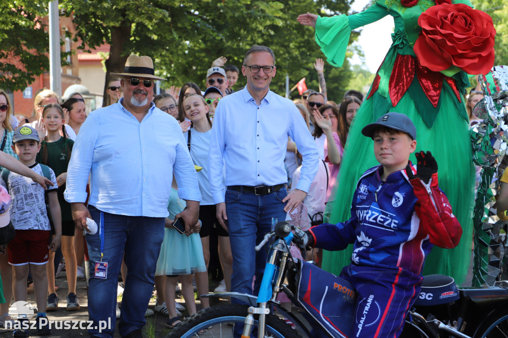 Dni Pruszcza Gdańskiego - parada i przekazanie kluczy