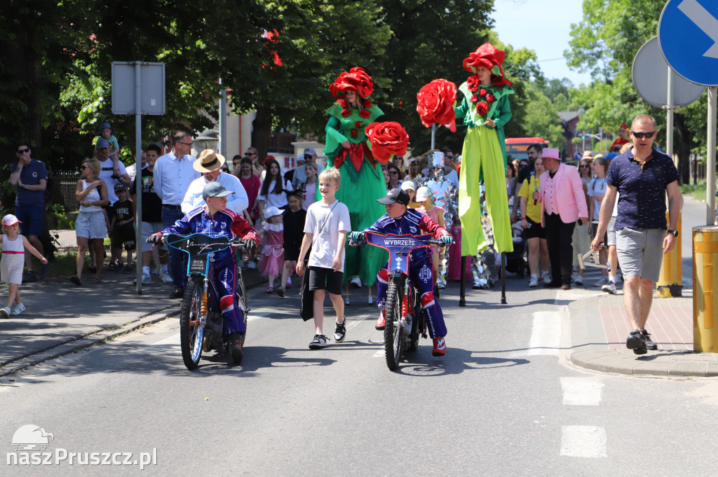 Dni Pruszcza Gdańskiego - parada i przekazanie kluczy