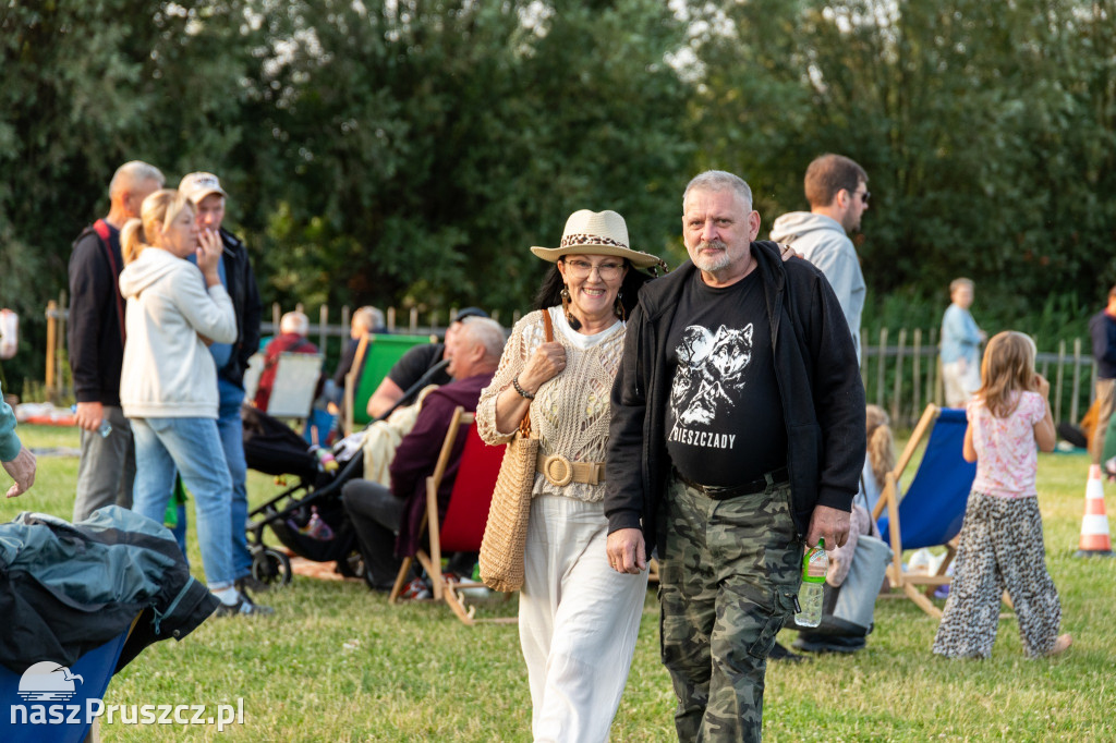 Noc Świętojańska w Mokrym Dworze