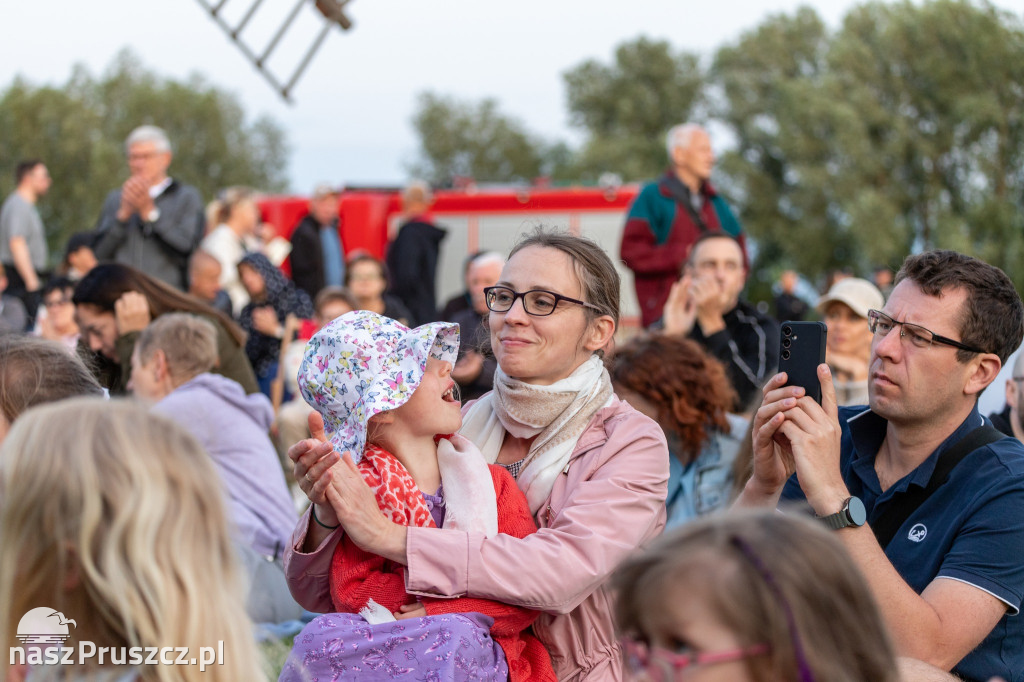 Noc Świętojańska w Mokrym Dworze
