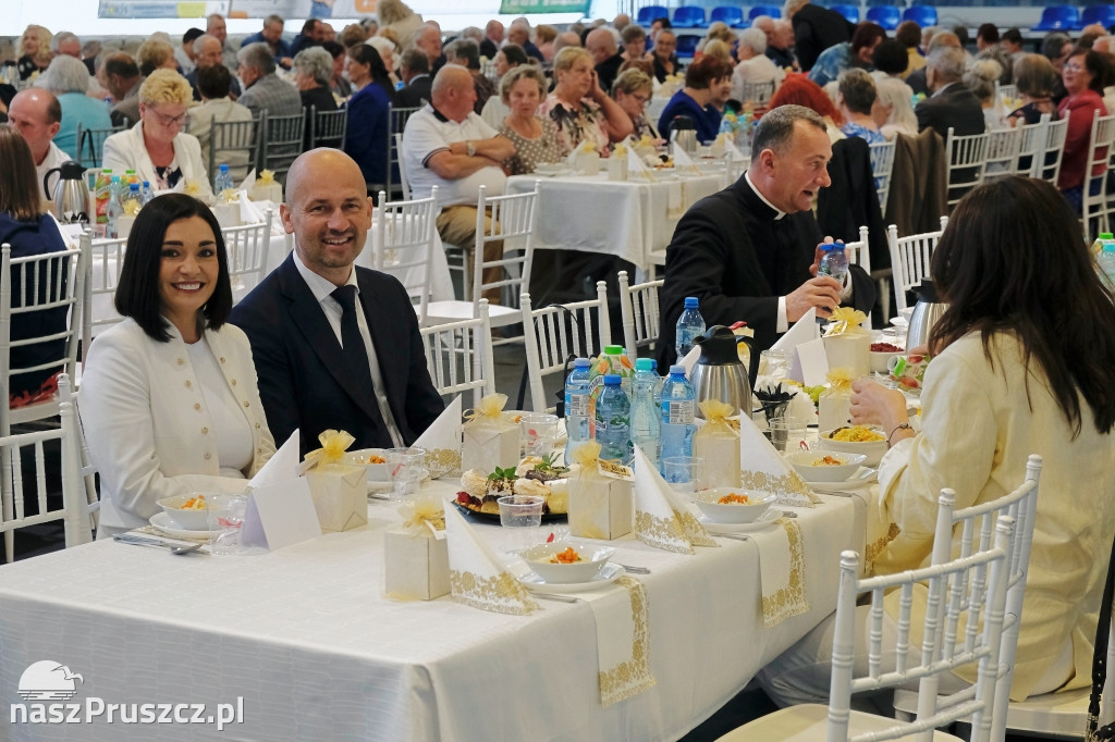Bal Seniora w Cedrach Wielkich