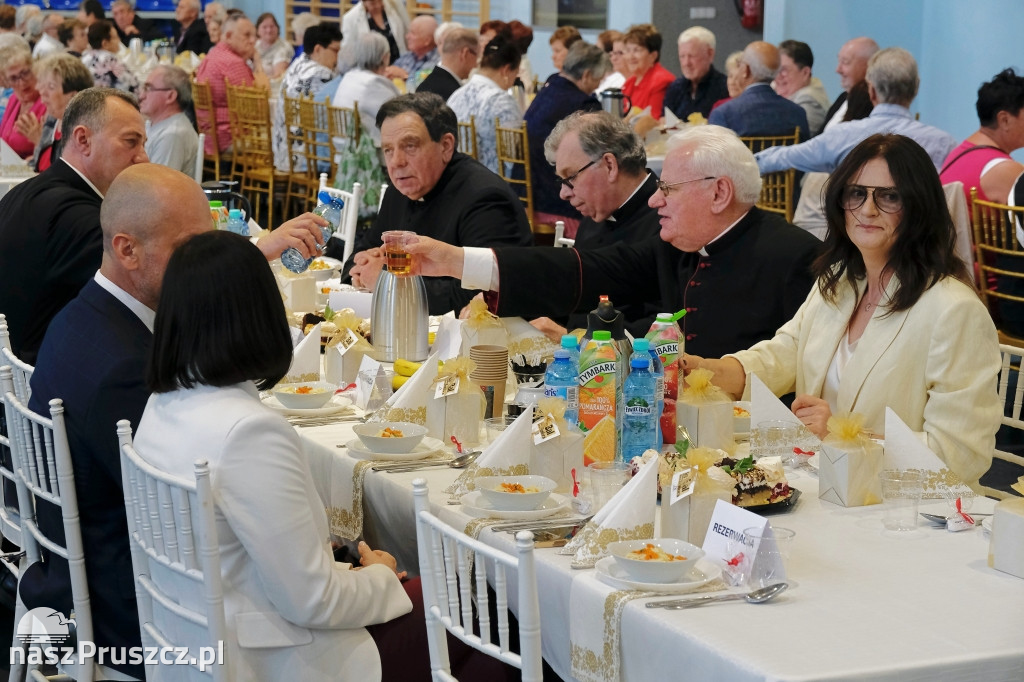 Bal Seniora w Cedrach Wielkich