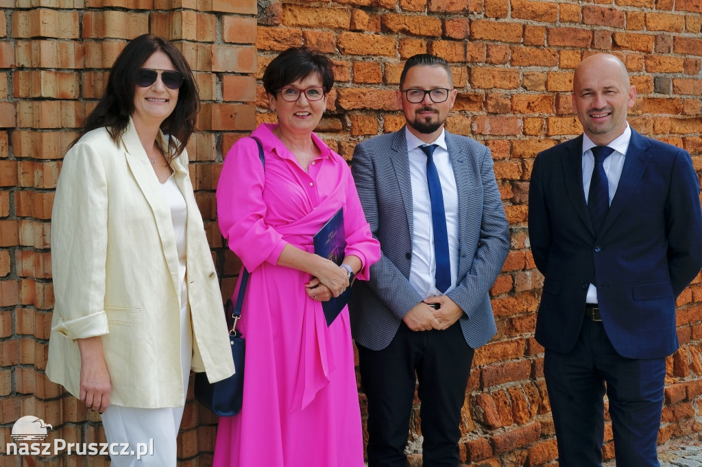 Bal Seniora w Cedrach Wielkich