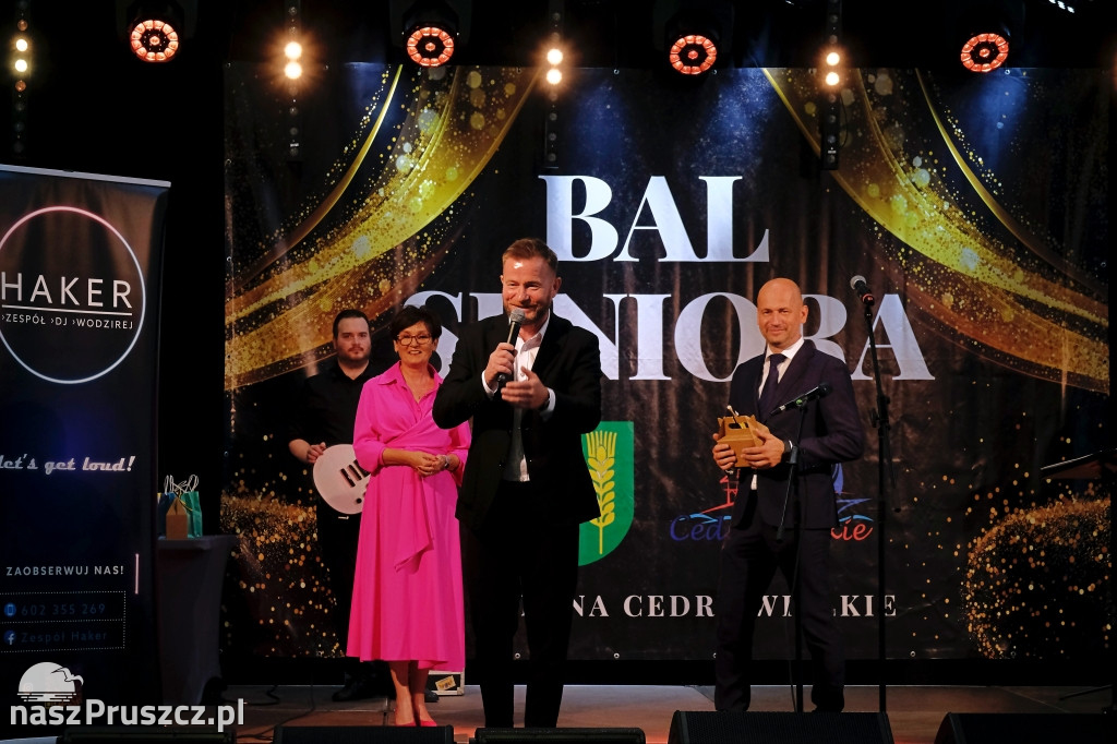 Bal Seniora w Cedrach Wielkich
