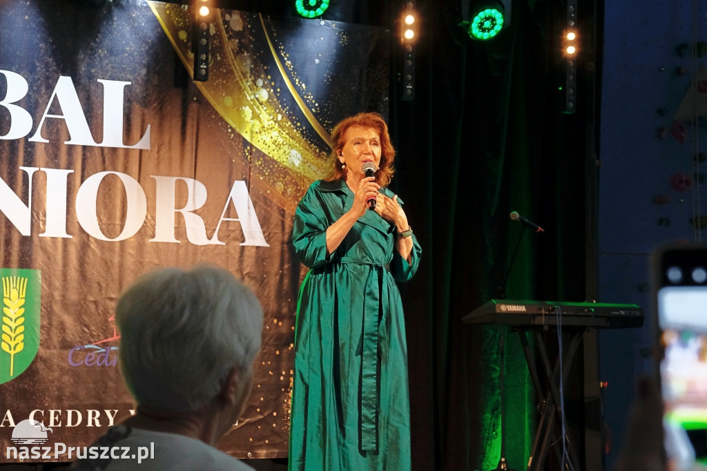Bal Seniora w Cedrach Wielkich