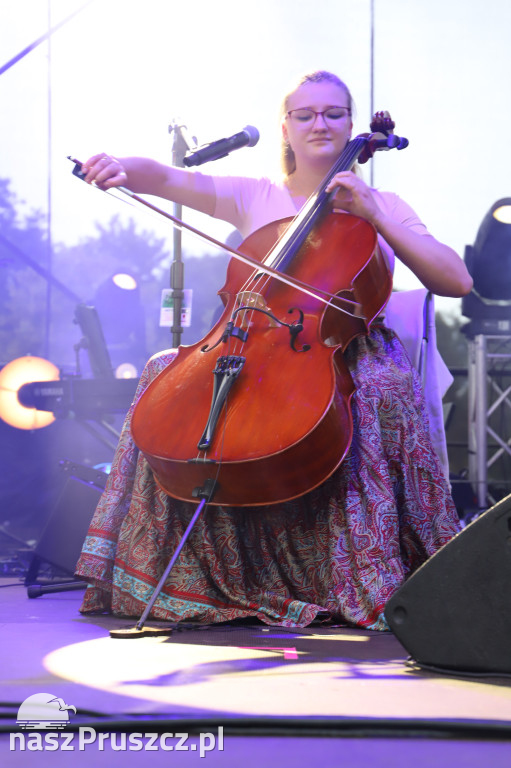 Dom o Zielonych Progach, Czerwona tulipan