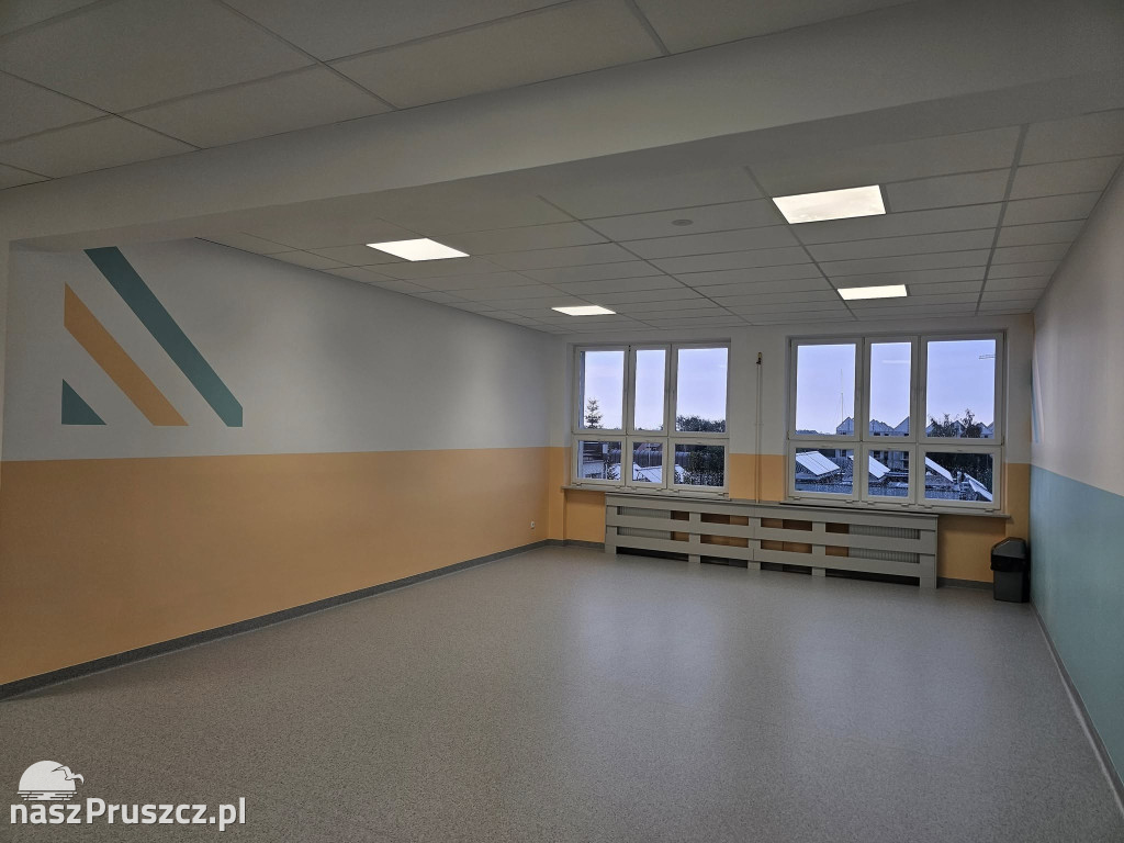 Wakacyjny remont w SP nr 4 w Pruszczu Gdańskim