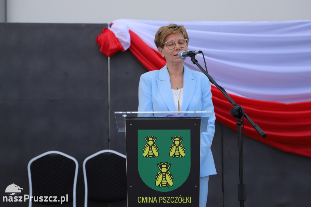 Otwarcie szkoły w Różynach