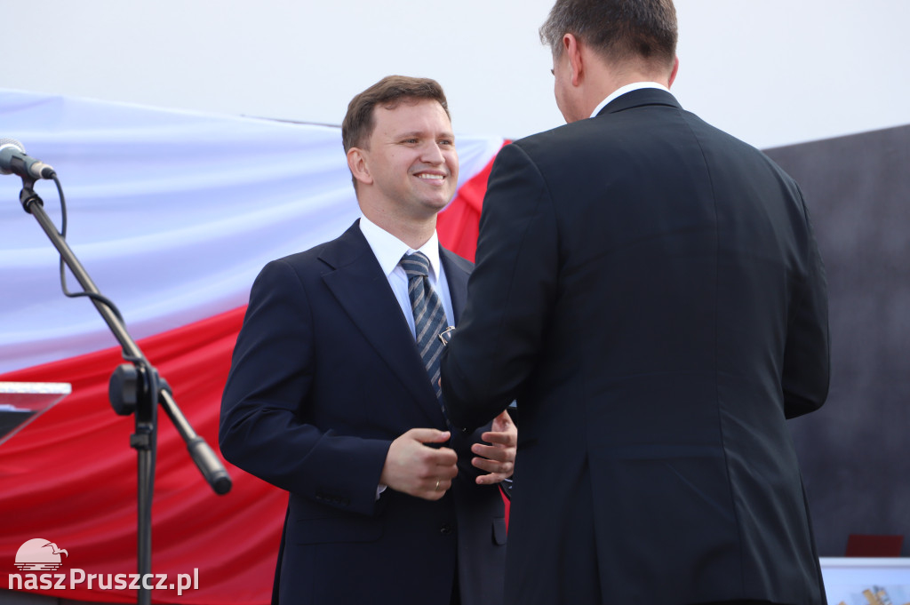 Otwarcie szkoły w Różynach