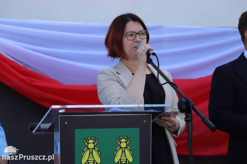 Otwarcie szkoły w Różynach