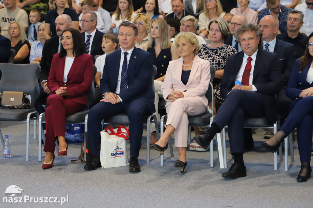 Otwarcie nowej szkoły w Jagatowie
