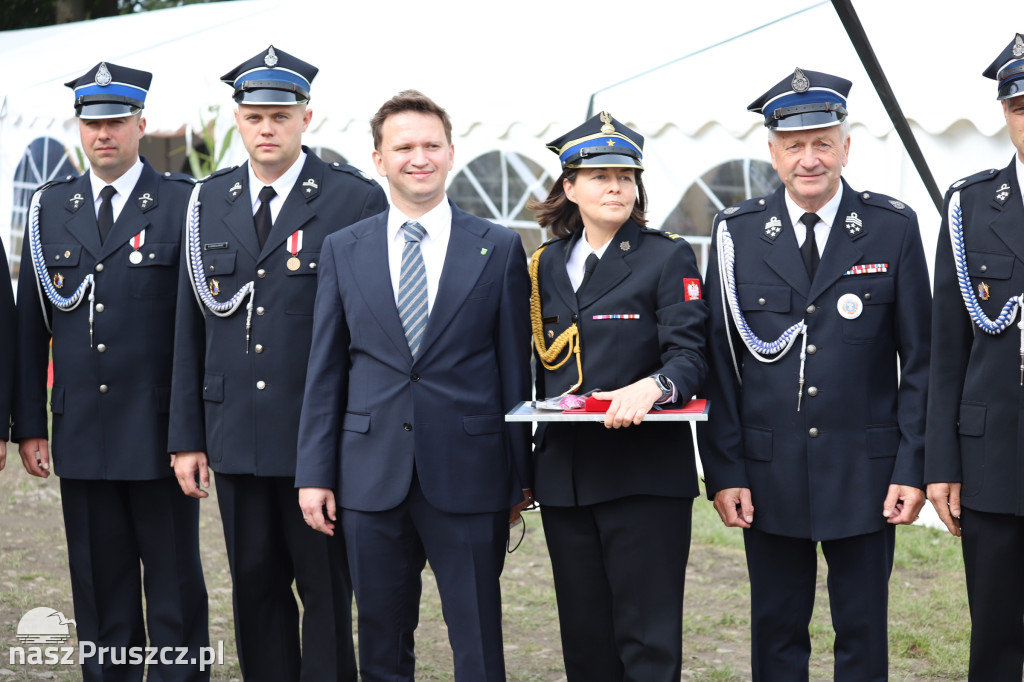 Wojewódzkie dożynki w Pszczółkach - 1 dzień