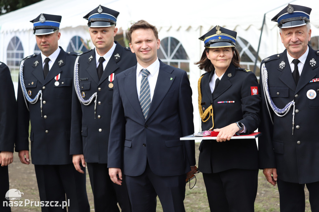 Wojewódzkie dożynki w Pszczółkach - 1 dzień
