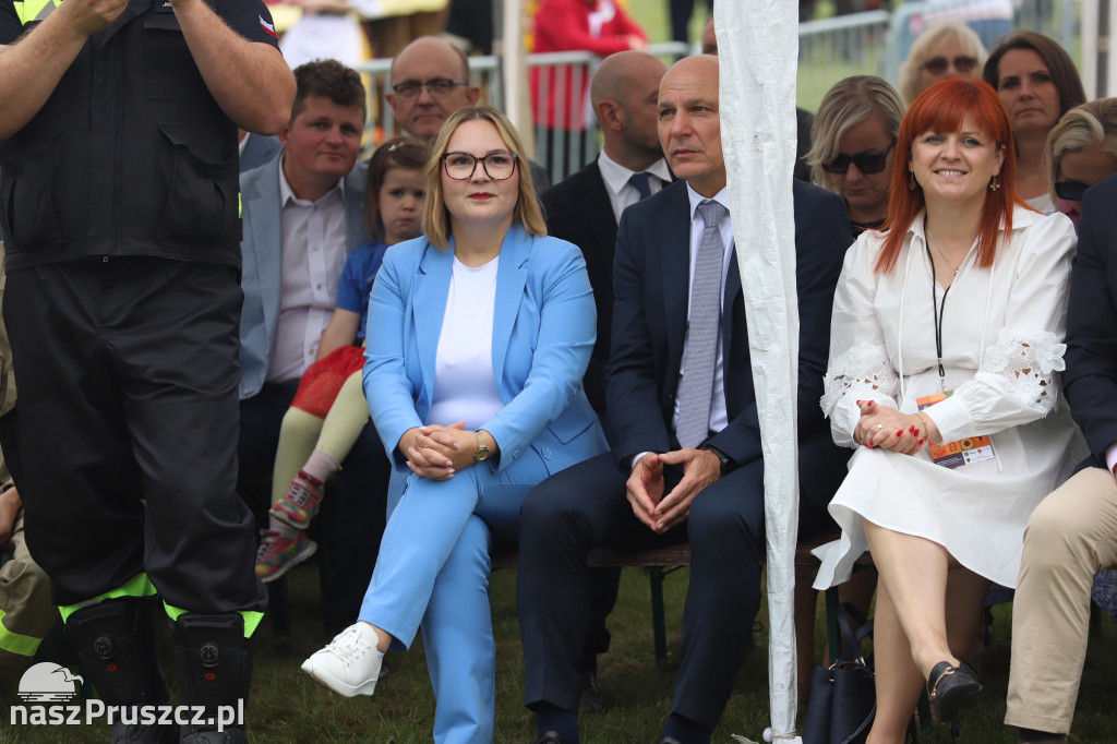 Wojewódzkie dożynki w Pszczółkach - 1 dzień