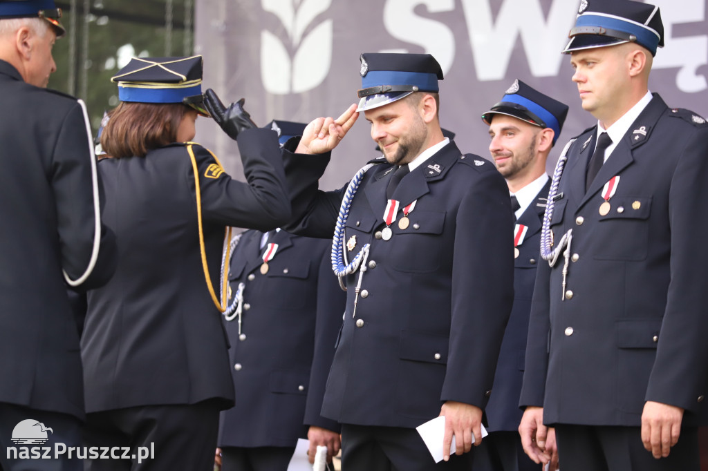 Wojewódzkie dożynki w Pszczółkach - 1 dzień