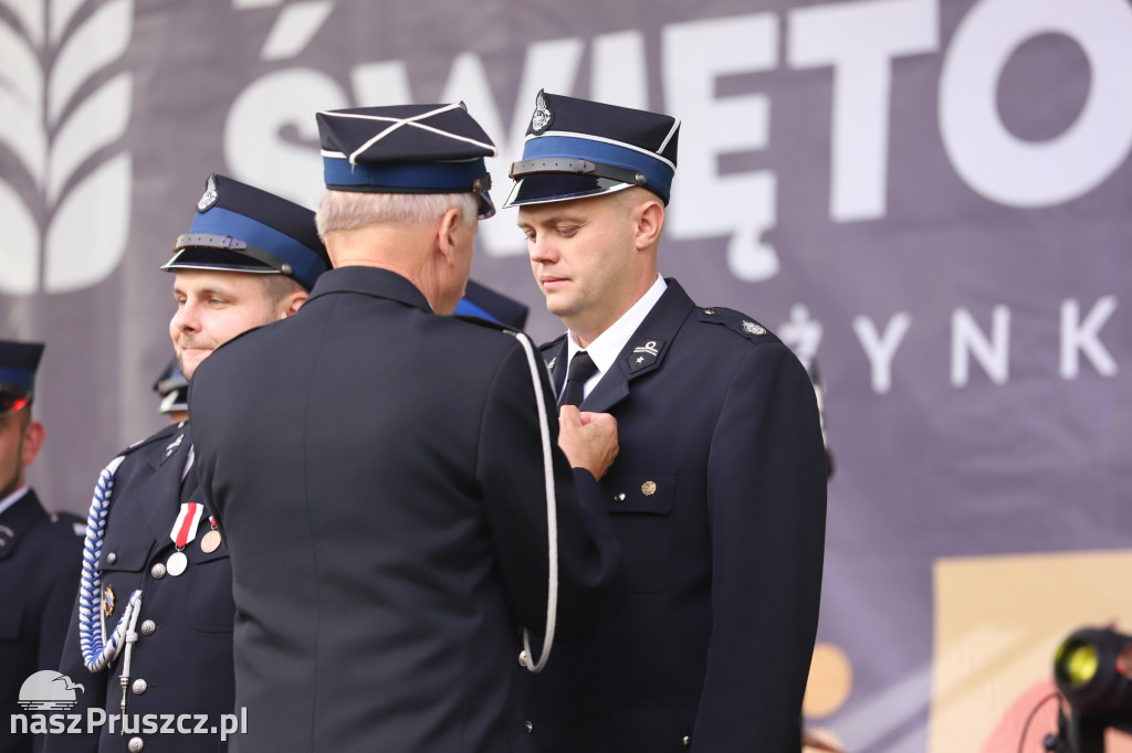 Wojewódzkie dożynki w Pszczółkach - 1 dzień