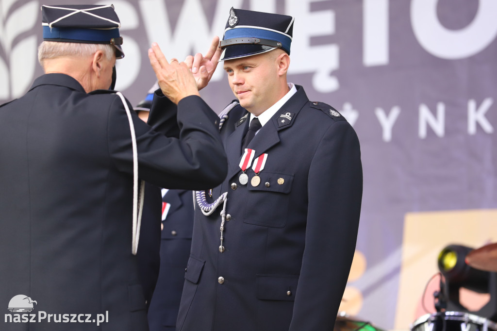 Wojewódzkie dożynki w Pszczółkach - 1 dzień