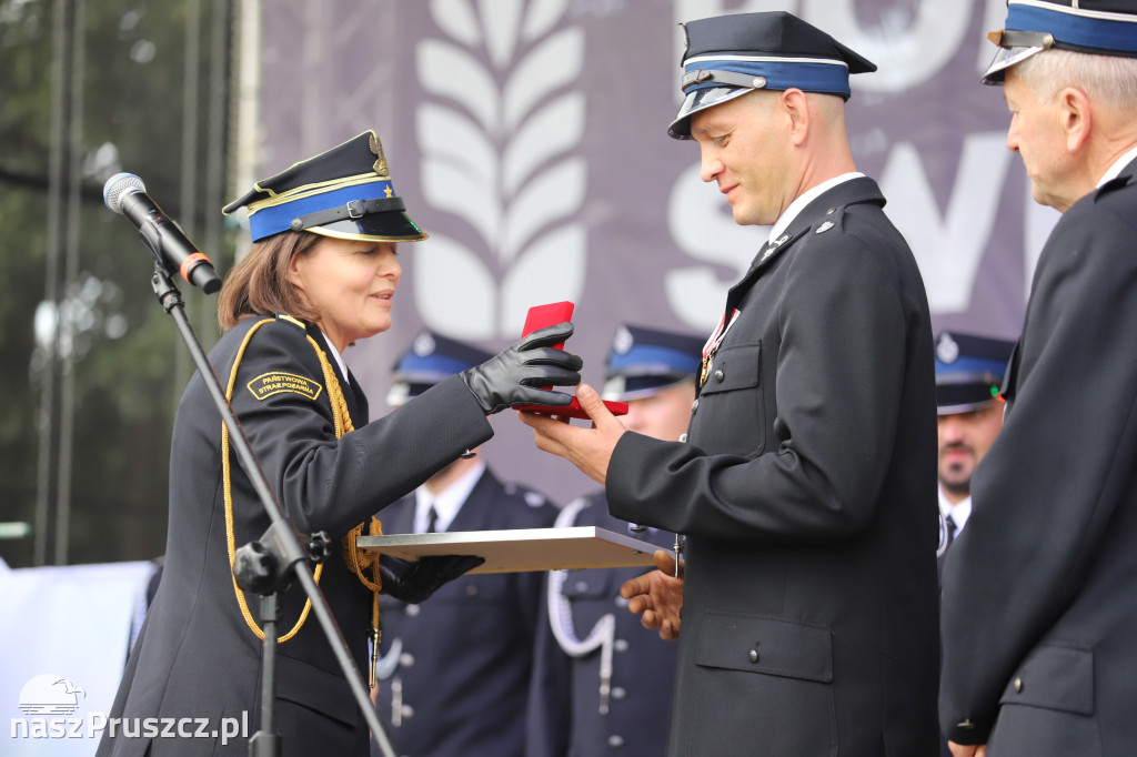 Wojewódzkie dożynki w Pszczółkach - 1 dzień