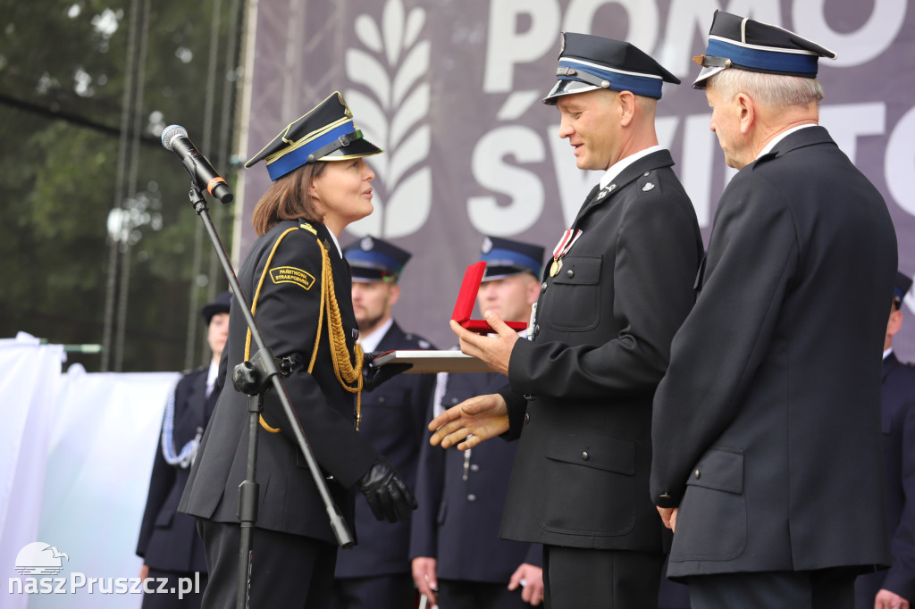 Wojewódzkie dożynki w Pszczółkach - 1 dzień