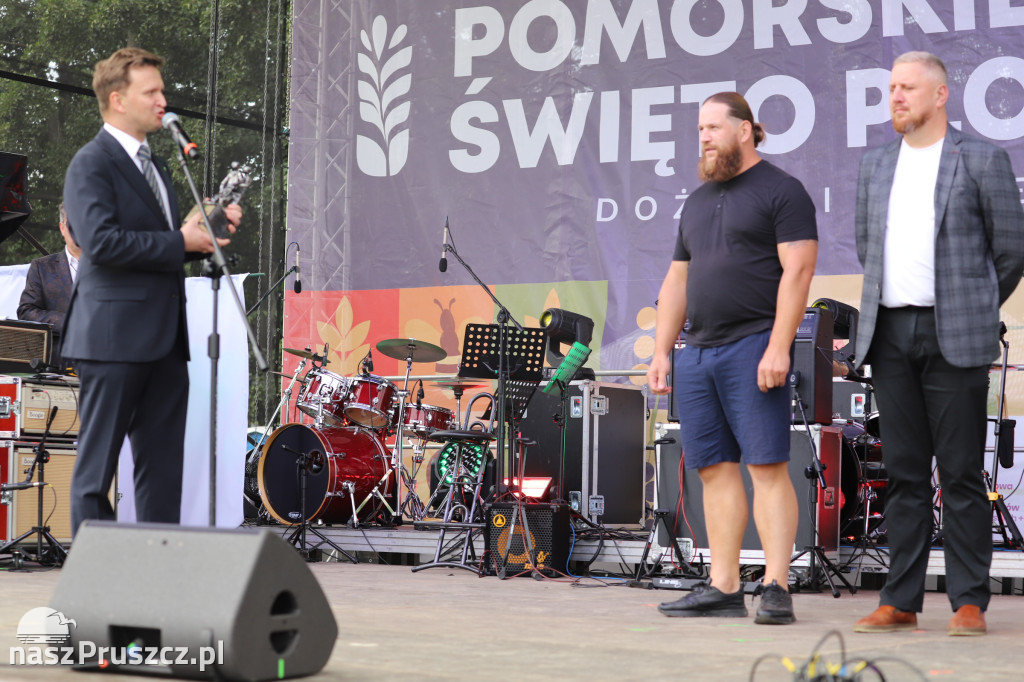 Wojewódzkie dożynki w Pszczółkach - 1 dzień