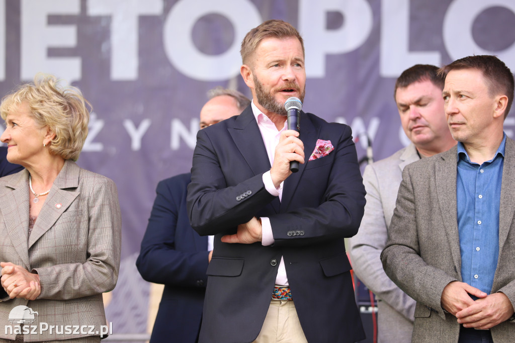 Wojewódzkie dożynki w Pszczółkach - 1 dzień