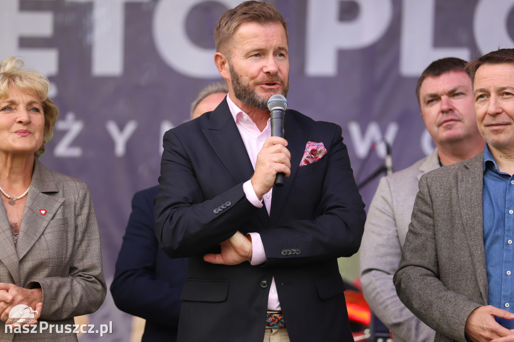 Wojewódzkie dożynki w Pszczółkach - 1 dzień