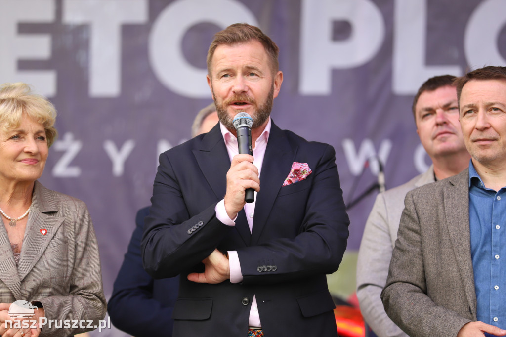 Wojewódzkie dożynki w Pszczółkach - 1 dzień