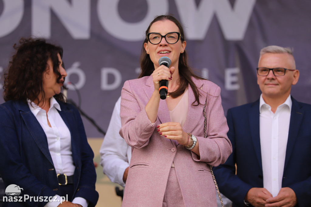 Wojewódzkie dożynki w Pszczółkach - 1 dzień