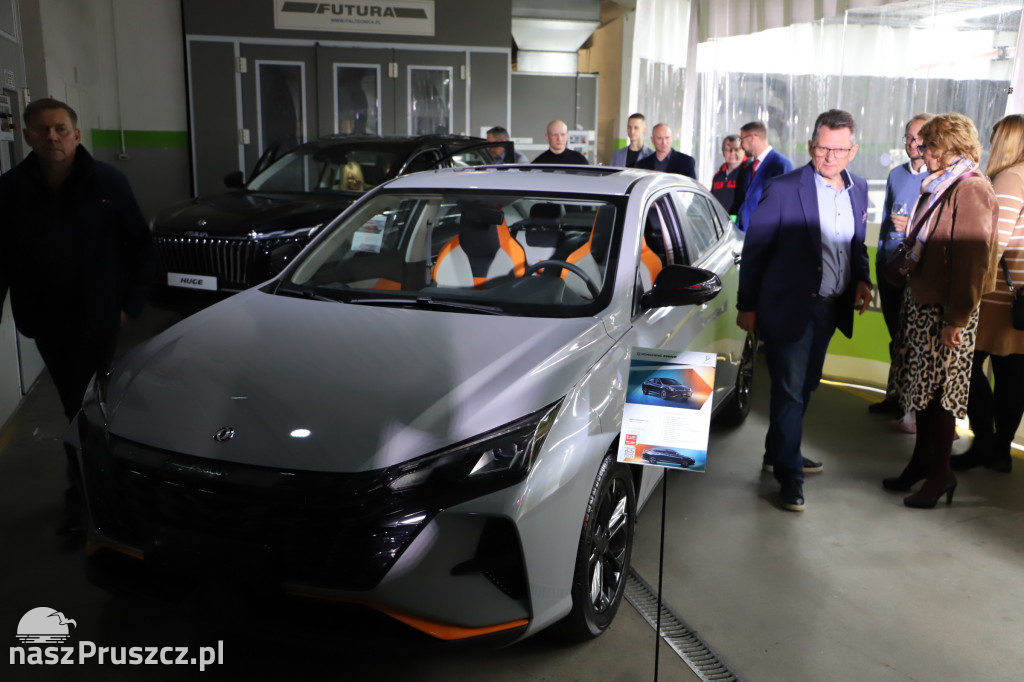 Otwarcie salonu Dongfeng Grupa Janisz - Pruszcz Gdański