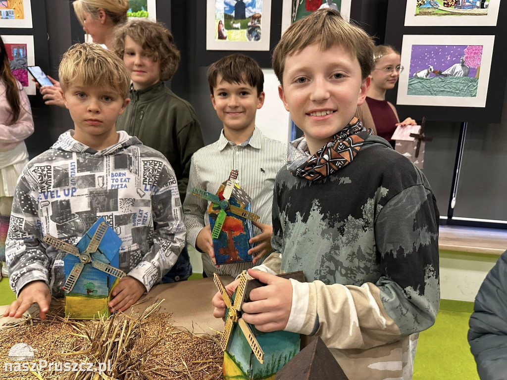 „Żuławy Oczami Dzieci” – wystawa w Mediatece w Straszynie