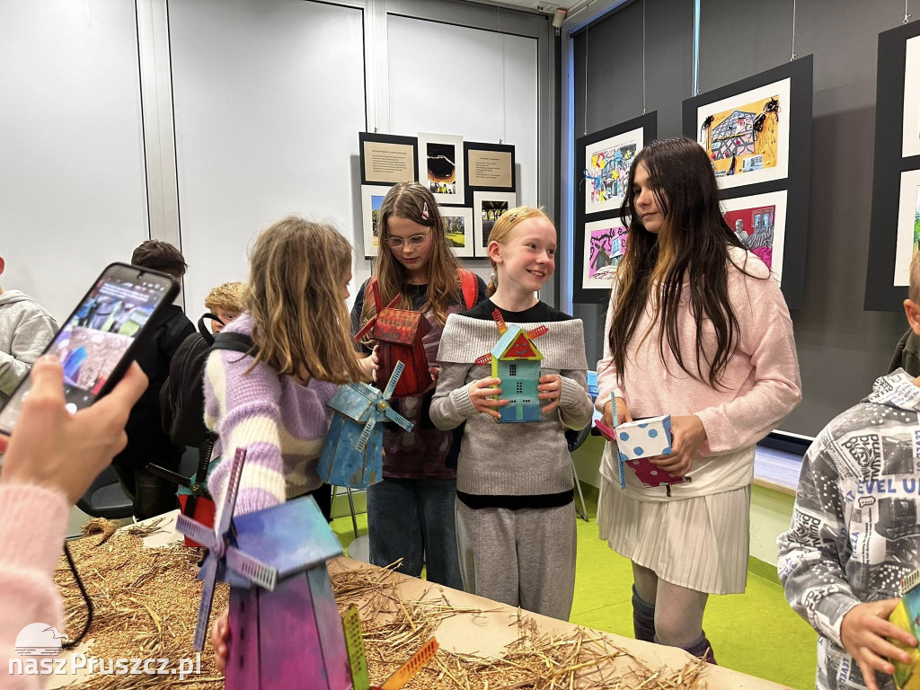 „Żuławy Oczami Dzieci” – wystawa w Mediatece w Straszynie