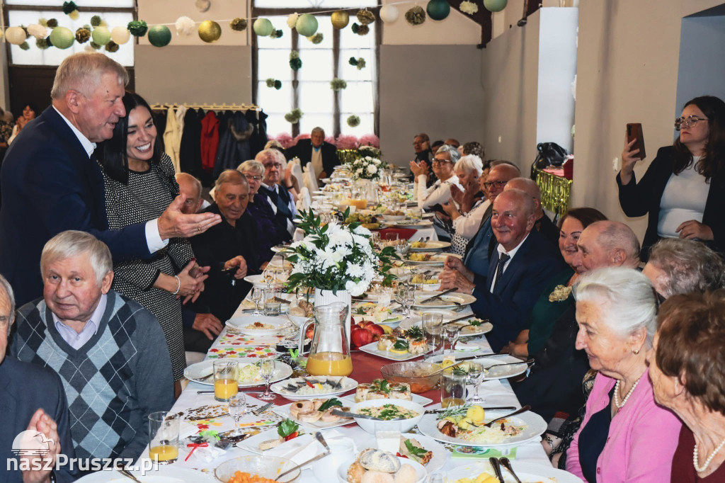 Seniorzy świętowali w Koźlinach