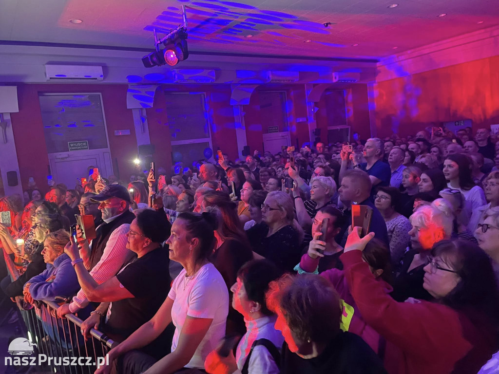 Andrzej Piaseczny zaśpiewał w Kolbudach