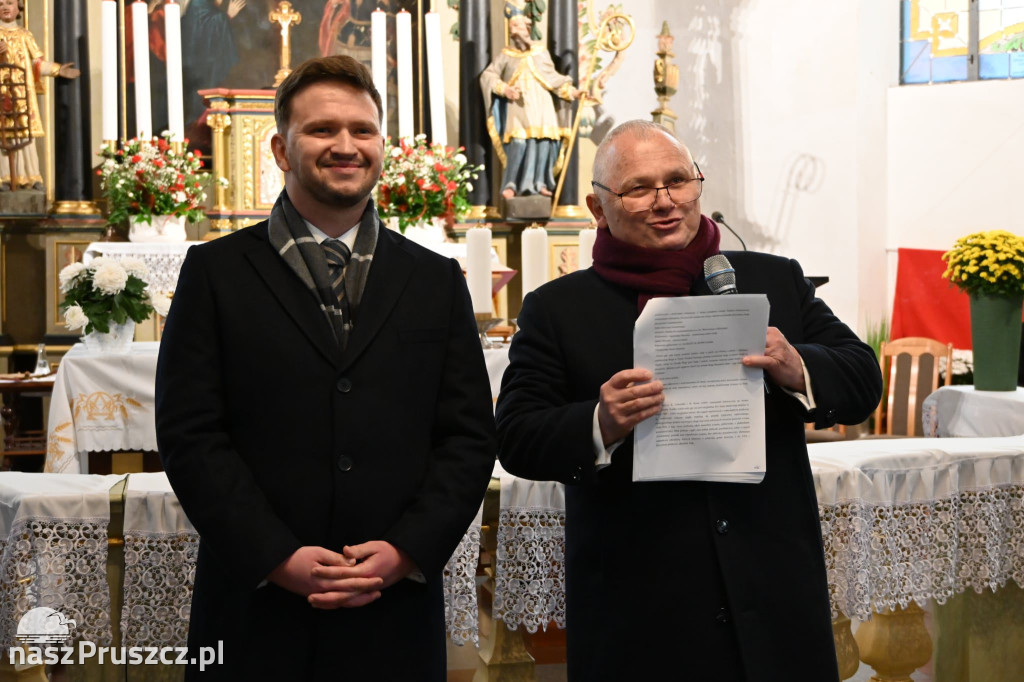 Zabytkowe organy z 1787 roku znów rozbrzmiały w kościele w Różynach