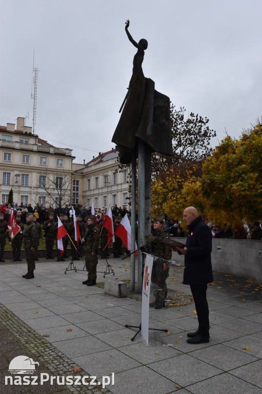 Mieszkańcy Pruszcza Gdańskiego uczcili niepodległość