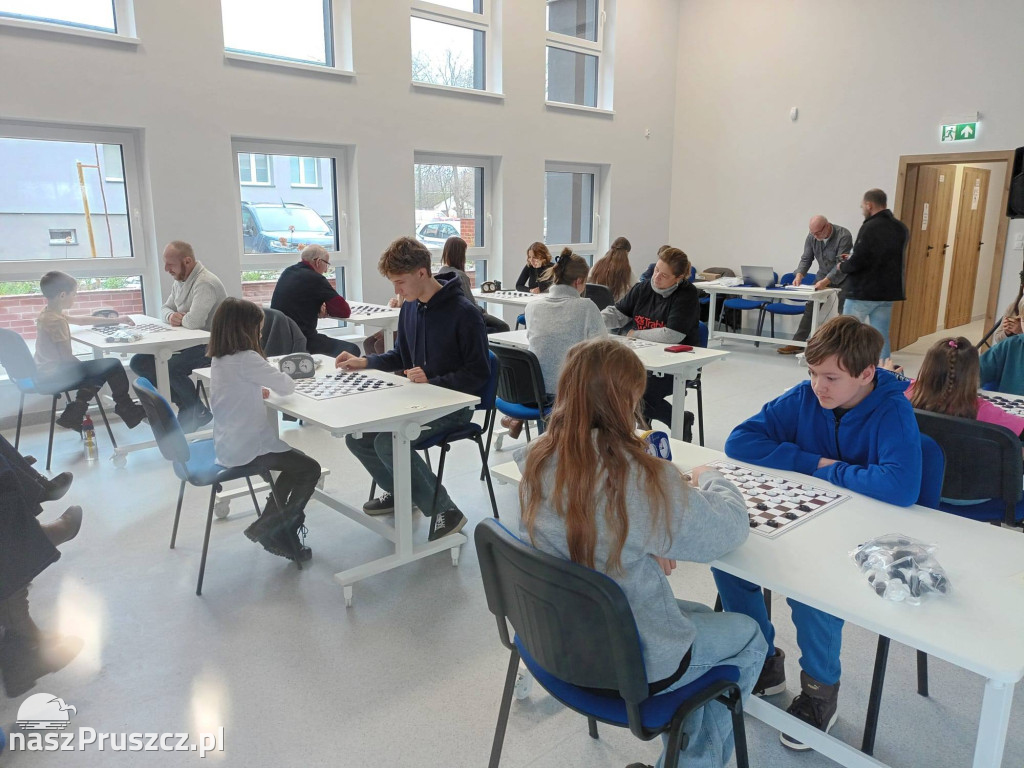 Sportowe święto w Suchym Dębie - warcaby