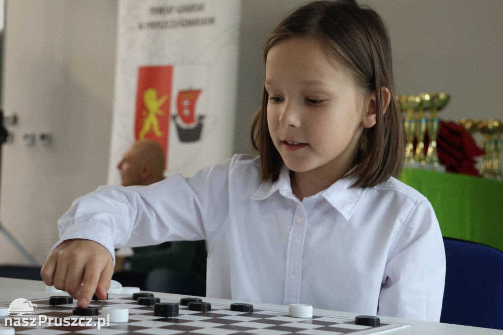 Sportowe święto w Suchym Dębie - warcaby