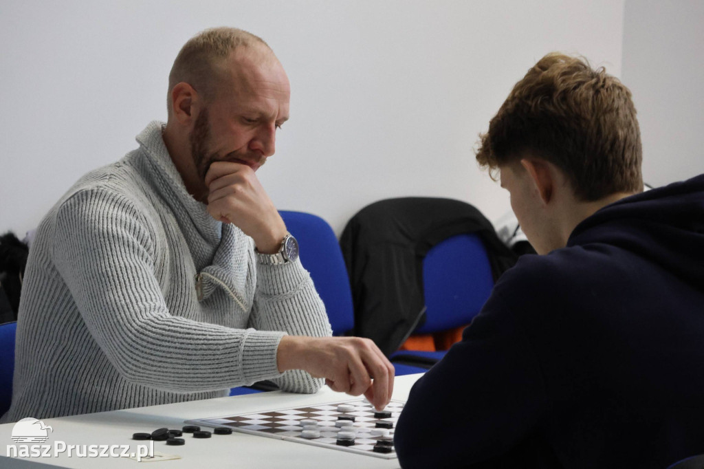 Sportowe święto w Suchym Dębie - warcaby