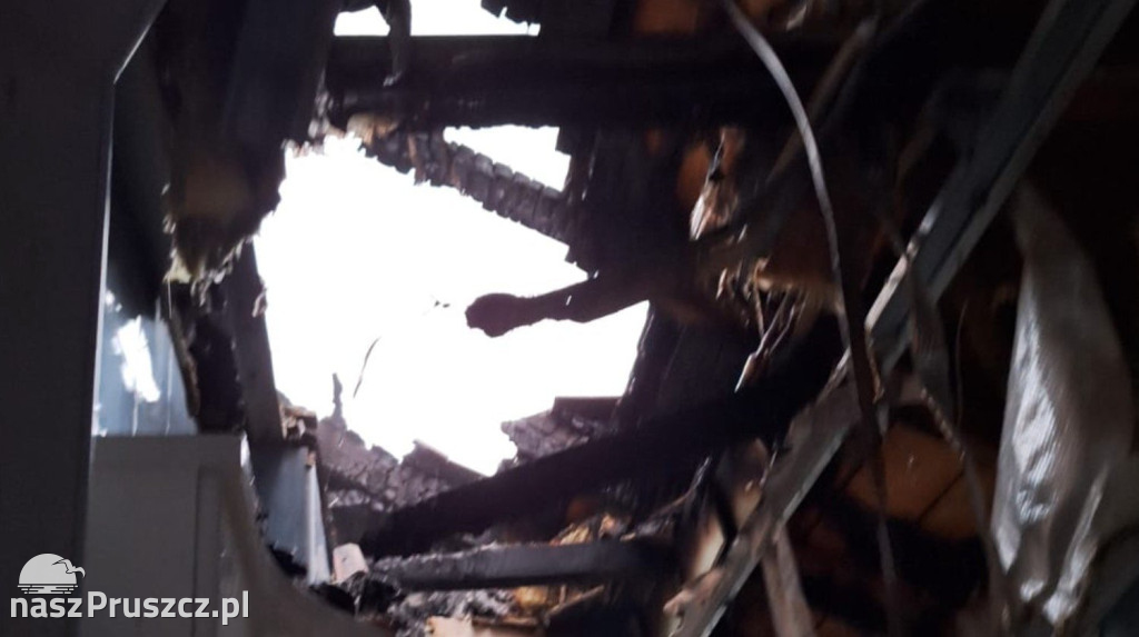 Pożar w Pruszczu Gdańskim - 1/2.12.25.