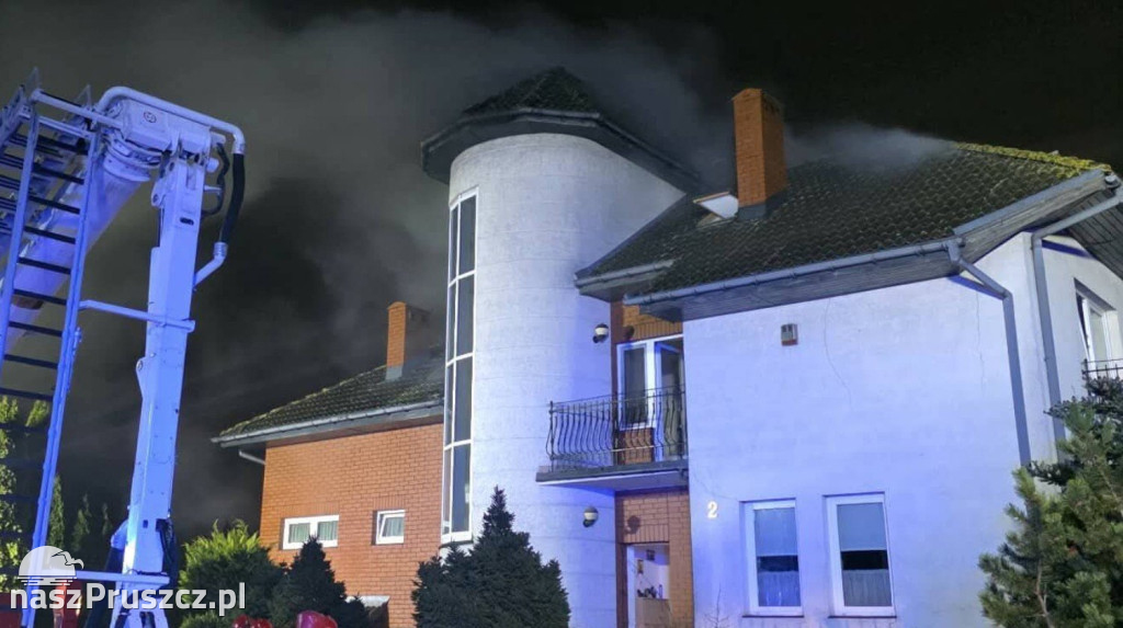 Pożar w Pruszczu Gdańskim - 1/2.12.25.