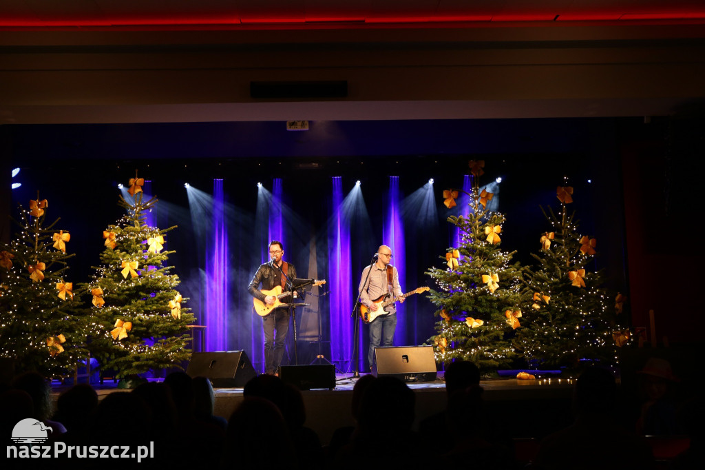 Mama w centrum uwagi: wyjątkowy wernisaż w Kolbudach