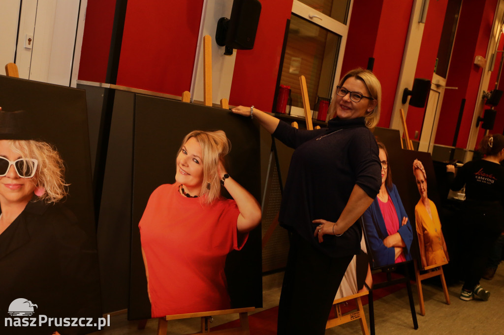 Mama w centrum uwagi: wyjątkowy wernisaż w Kolbudach