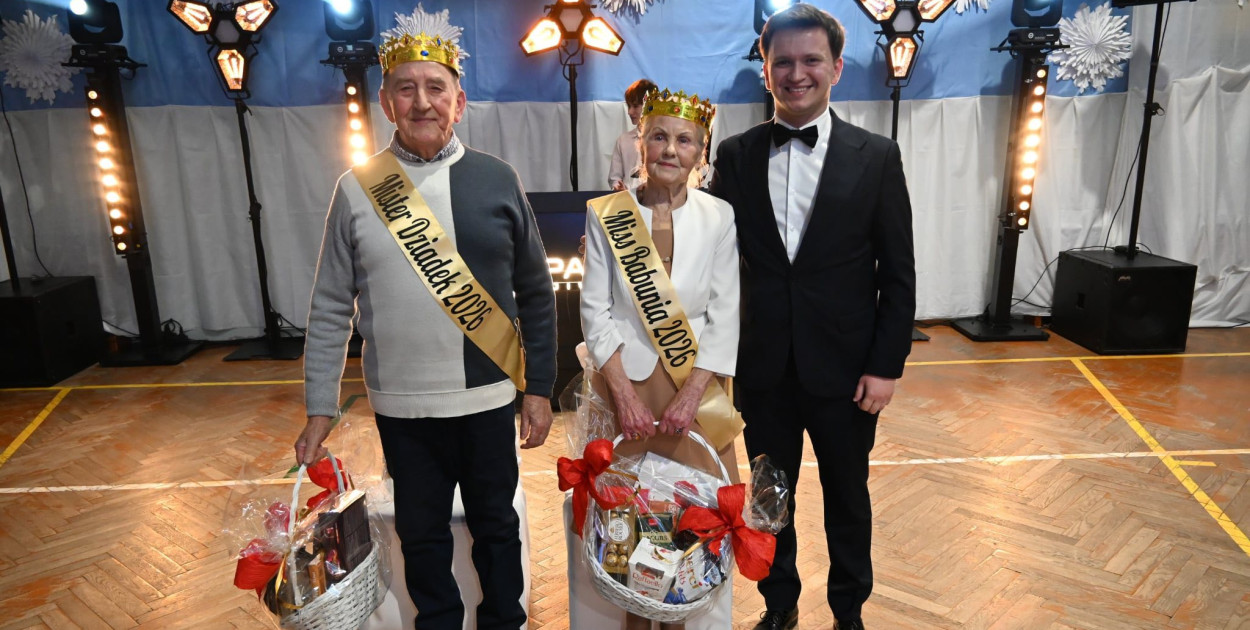 Seniorzy świętowali Nowy Rok i Dzień Babci i Dziadka w Pszczółkach