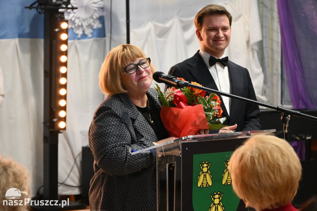 Seniorzy świętowali Nowy Rok i Dzień Babci i Dziadka w Pszczółkach