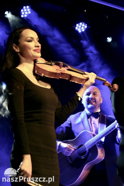 Muzyczny wieczór dla Pań w Kolbudach.